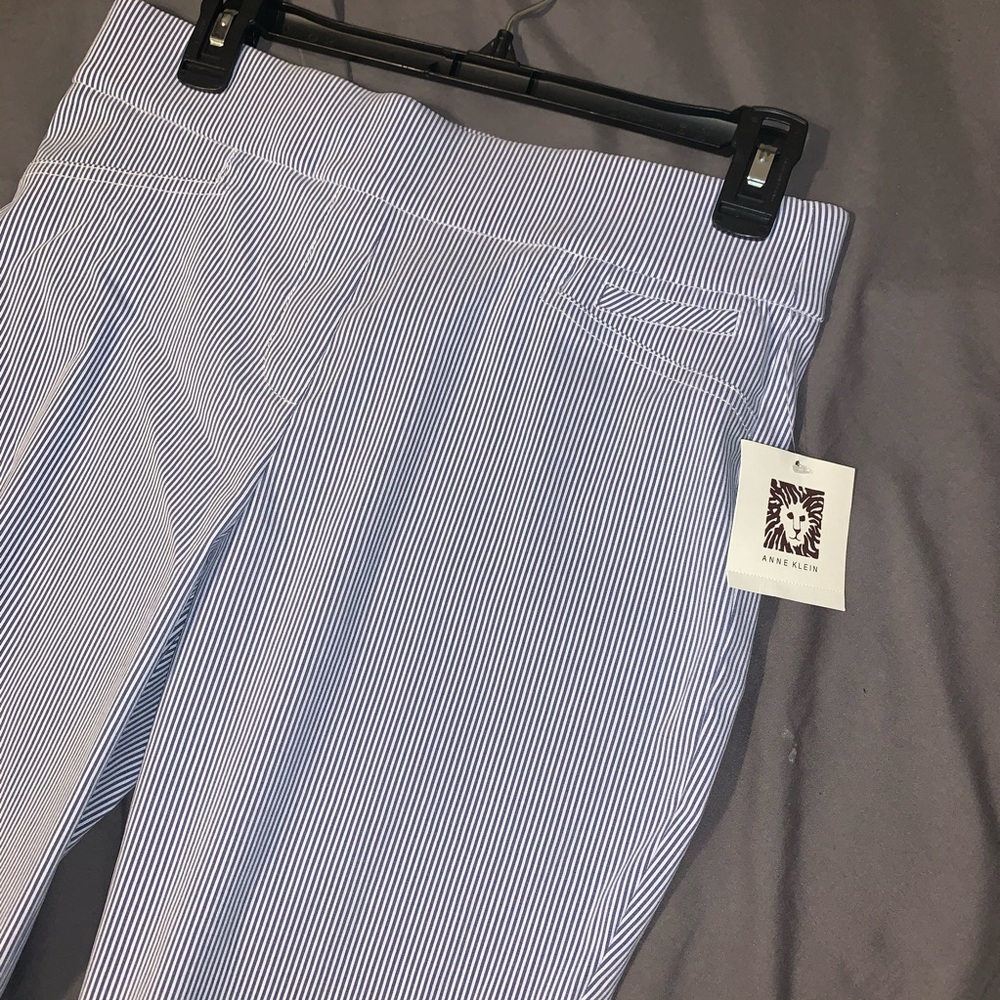 Pants - Picture 3 of 4